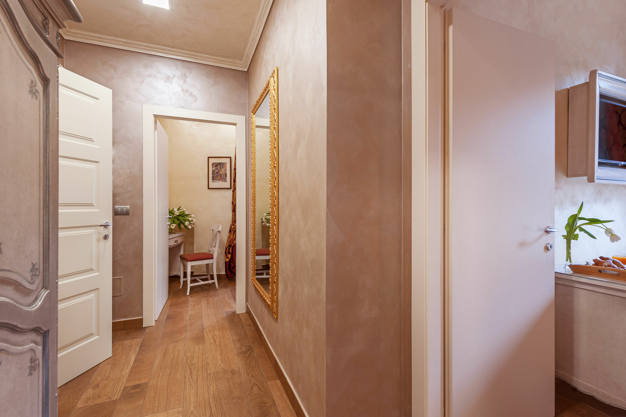 Relais Empire宣誓书Verona
